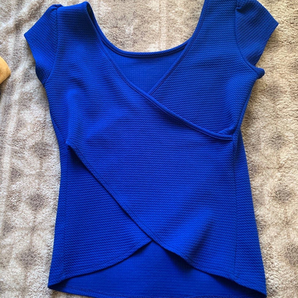 blue women’s blouse - Picture 2 of 2